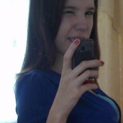 Молодая семейная пара из Екатеринбурга ищет девушку для горячих шалостей втроем